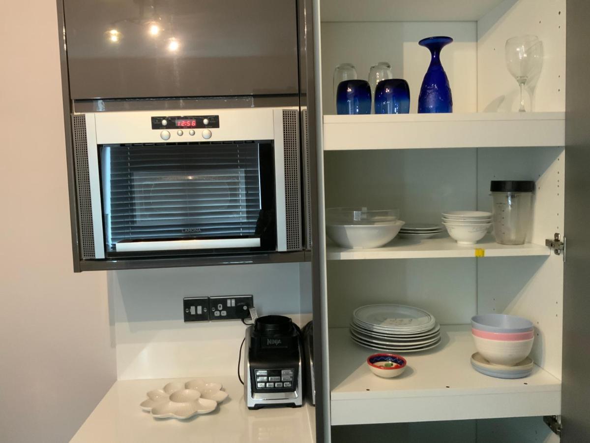 2 Bedroom Apartment Near Southfields Londyn Zewnętrze zdjęcie