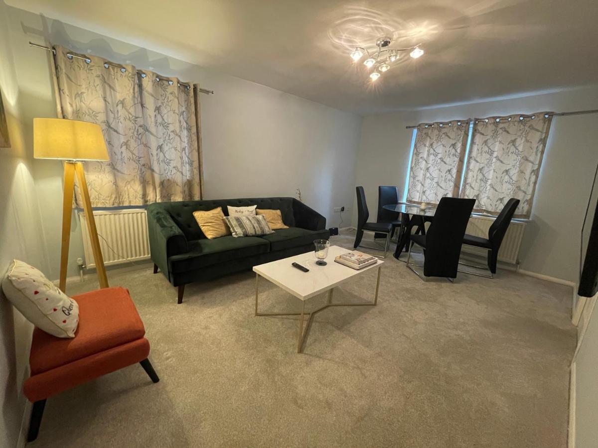 2 Bedroom Apartment Near Southfields Londyn Zewnętrze zdjęcie