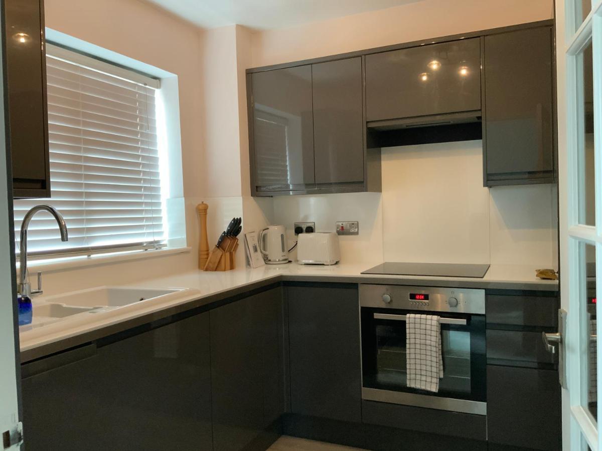 2 Bedroom Apartment Near Southfields Londyn Zewnętrze zdjęcie